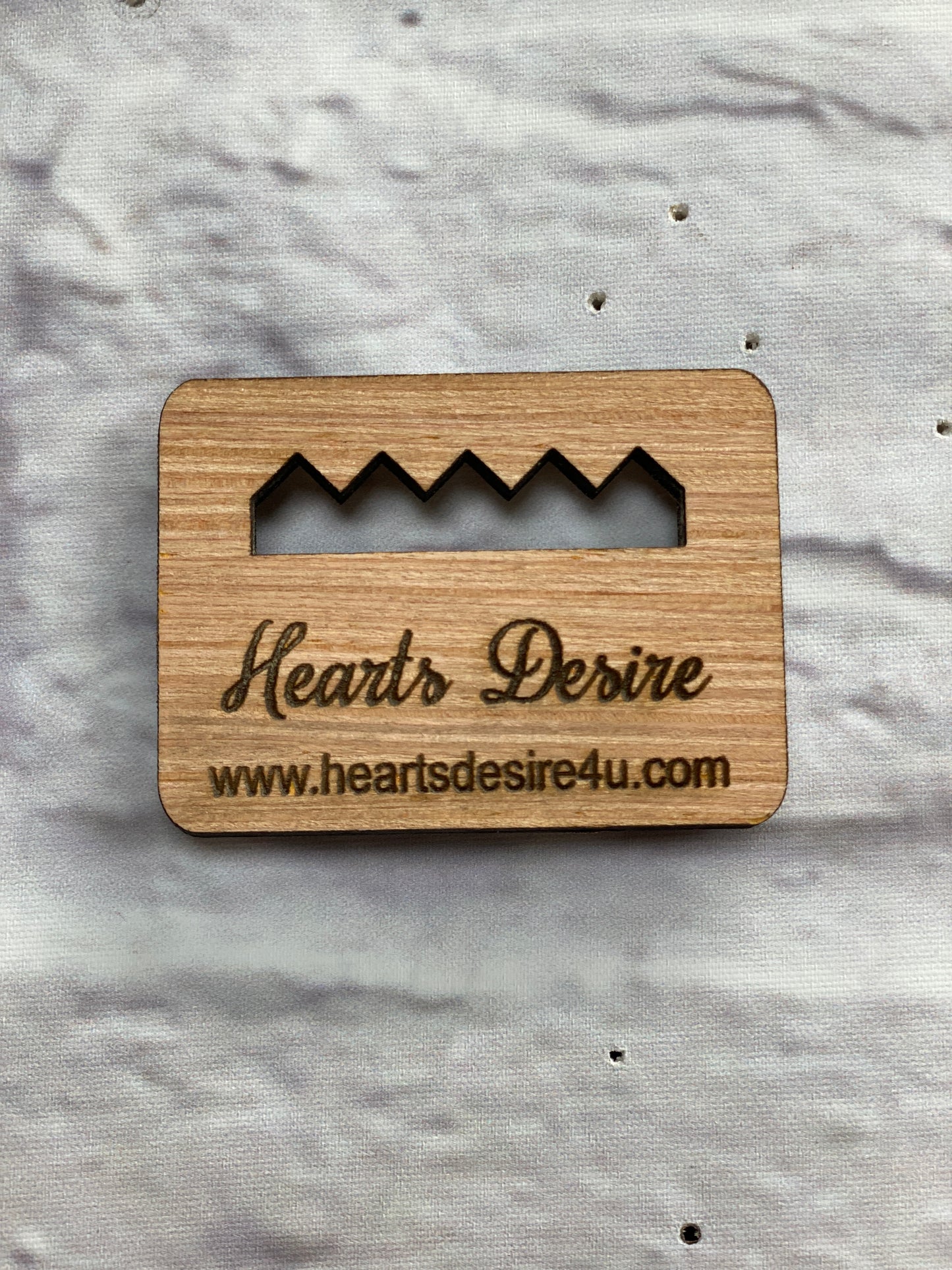 Kissing Booth Gnome 3D Laser Cut Wood Blank Cutout Door Hanger