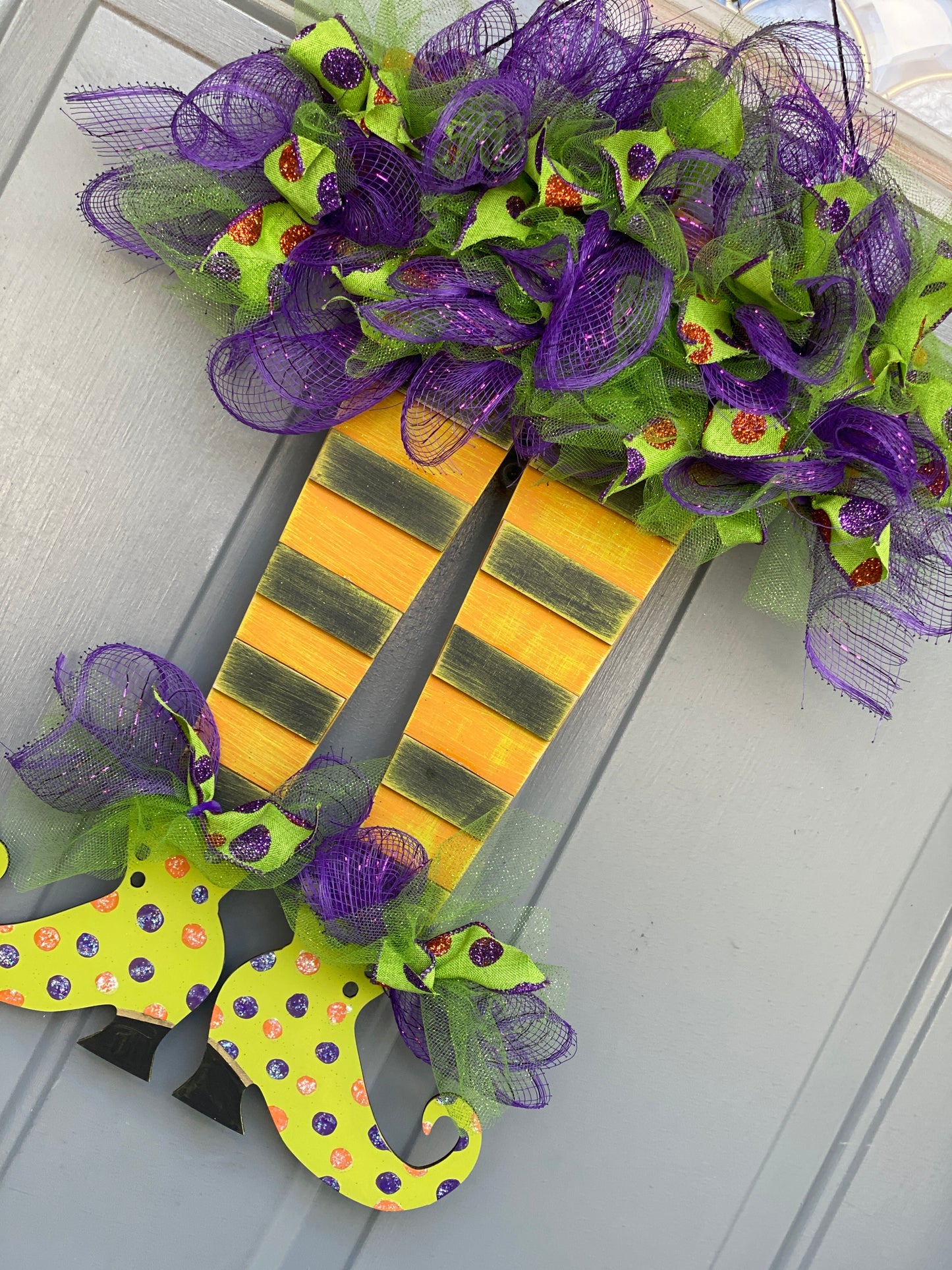 Witches Legs / Wreath Form / Halloween Decor / Laser Cut Door Hanger / Blanks for DIY Project
