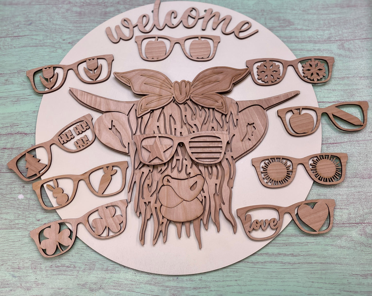 Highland Cow Door Hanger / Wall Décor Laser Cut Blank for DIY Project