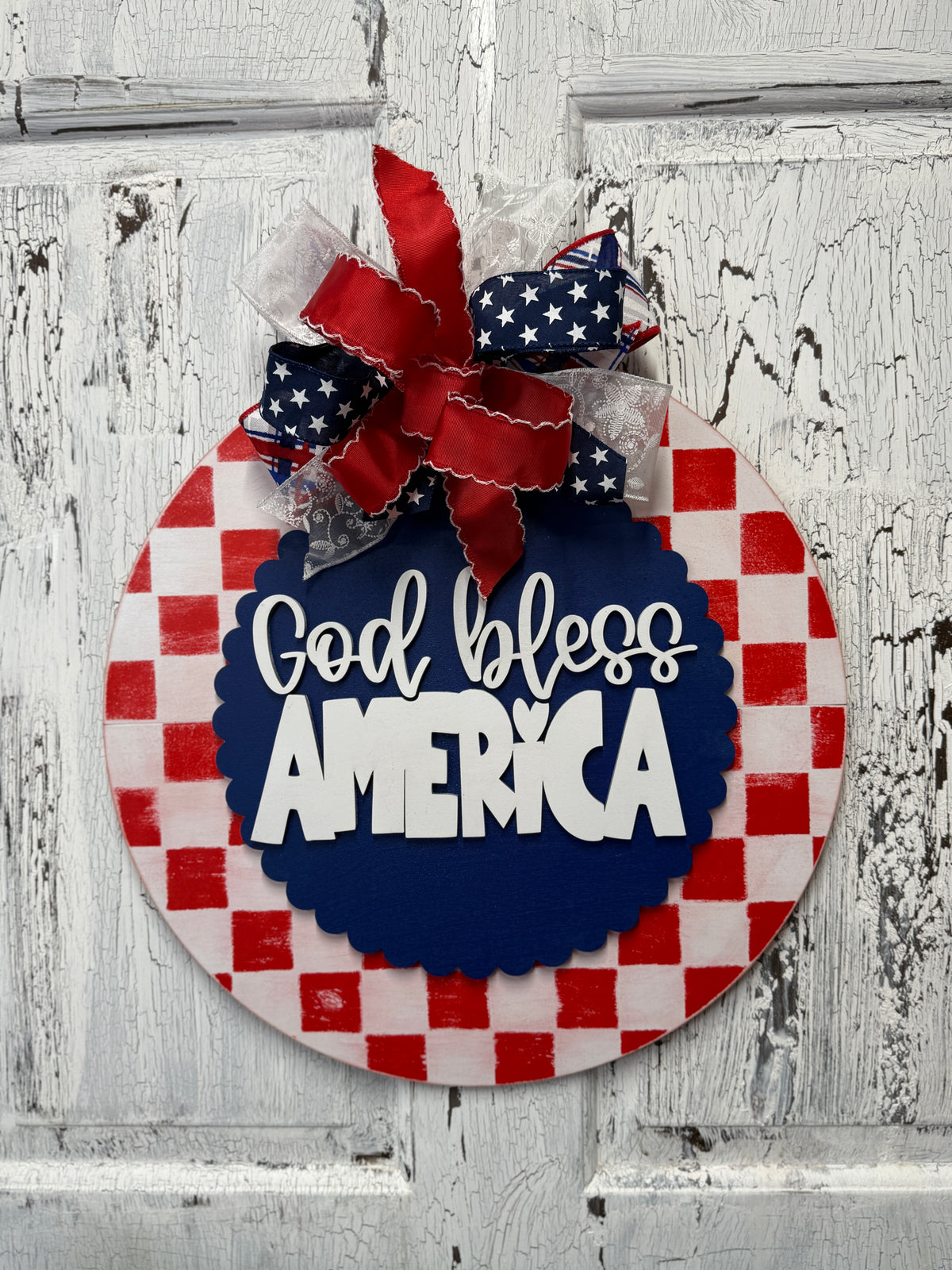 God Bless America Door Hanger DIY Kit | Patriotic Wood Blank with 3D Words | Faith Based Craft Kit | Scalloped Round Sign