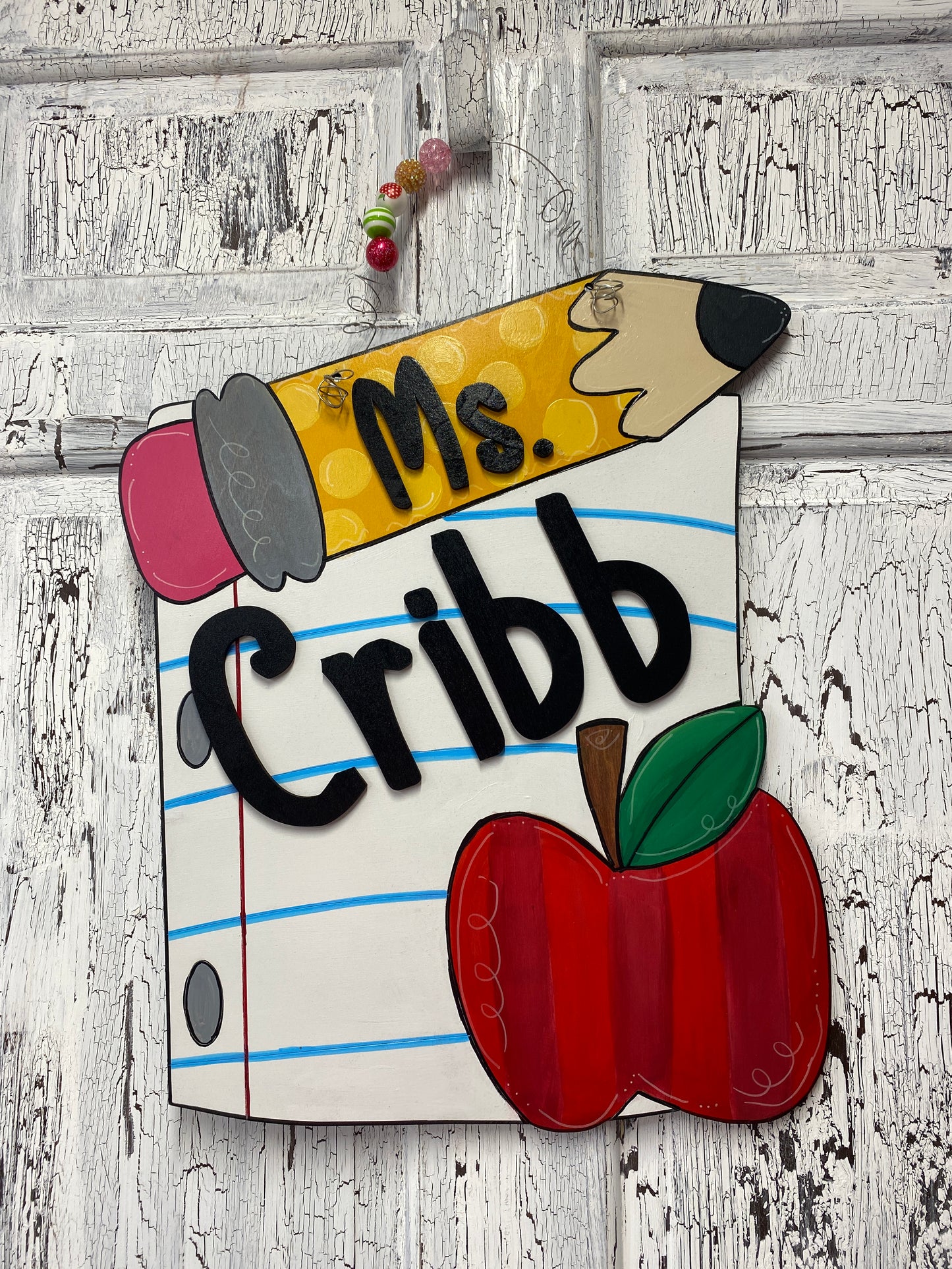 Personalized Teacher Door Hanger with Apple and Pencil | Custom Classroom Sign | Back to School Gift for Teachers | Teacher Name Sign