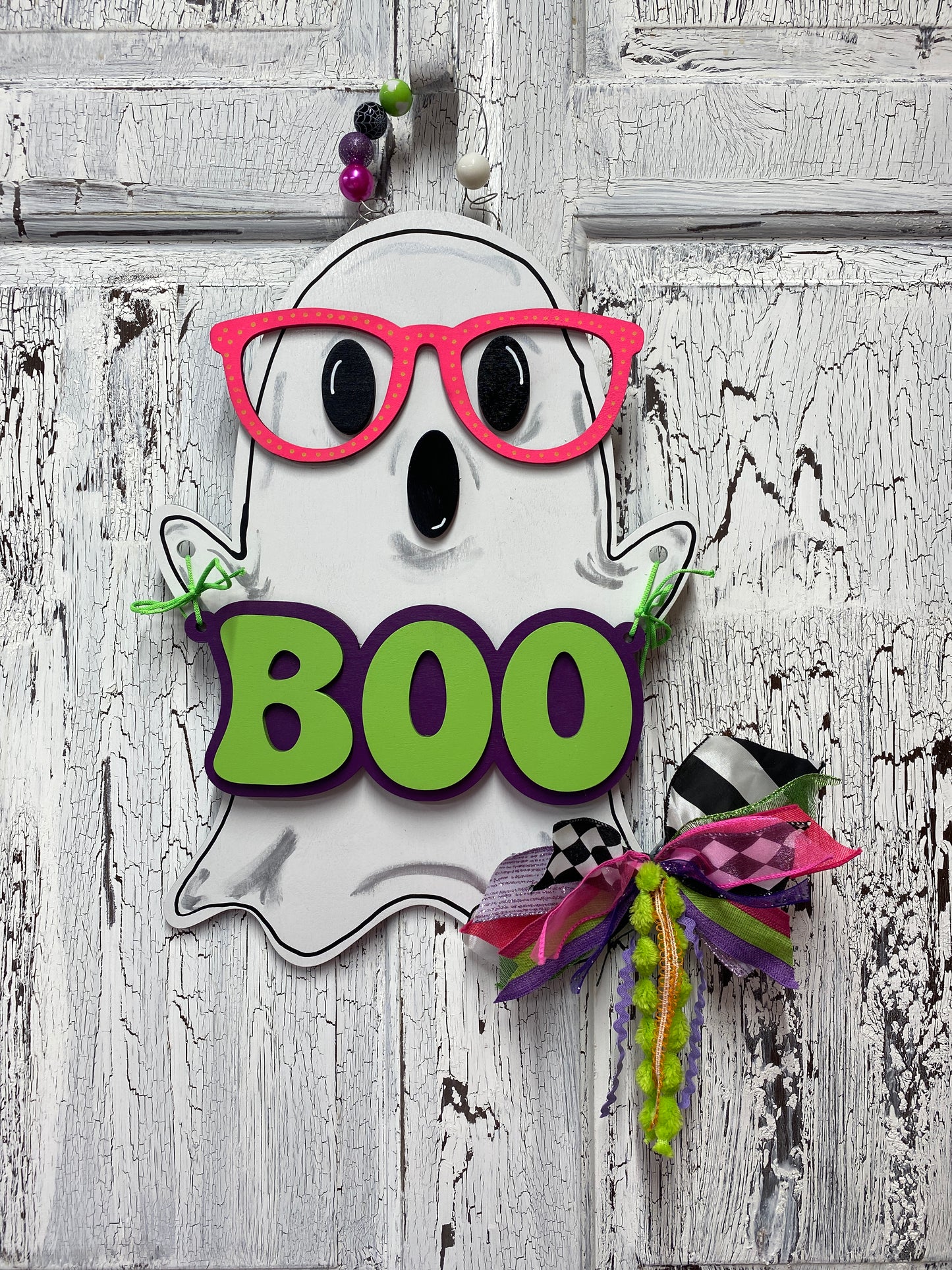 Ghost with Eyeglasses and Boo Garland Door Hanger Kit, Laser-Cut Door Hanger Paint Party Kit