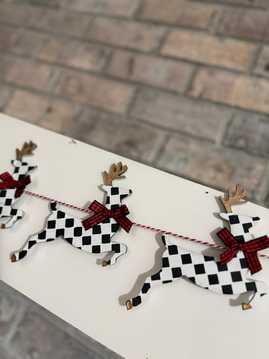 Santa Sleigh and Reindeer Garland / Banner Laser Cut Blank for DIY Project
