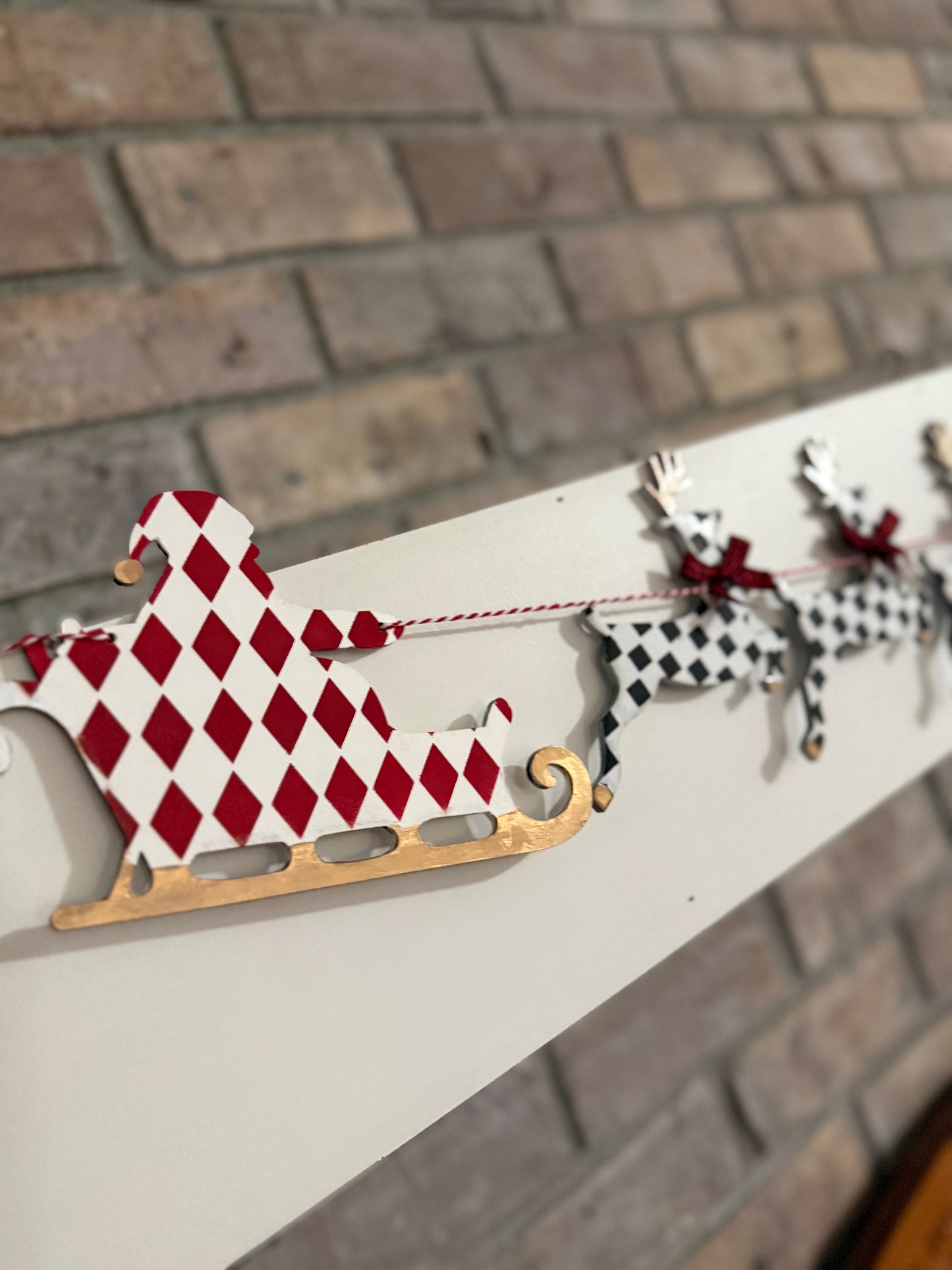Santa Sleigh and Reindeer Garland / Banner Laser Cut Blank for DIY Project