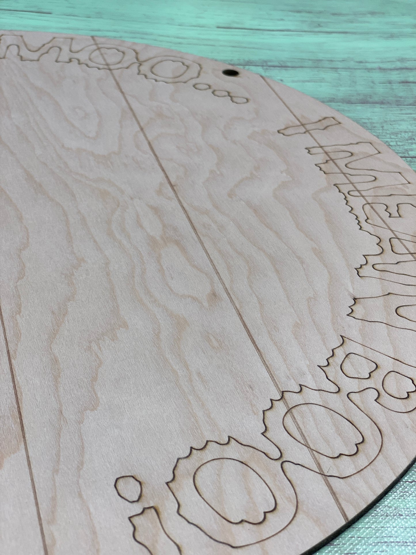 Highland Cow Door Hanger / Halloween Cow Round Layered Sign / Laser Cut Door Hanger / Blanks for DIY Project