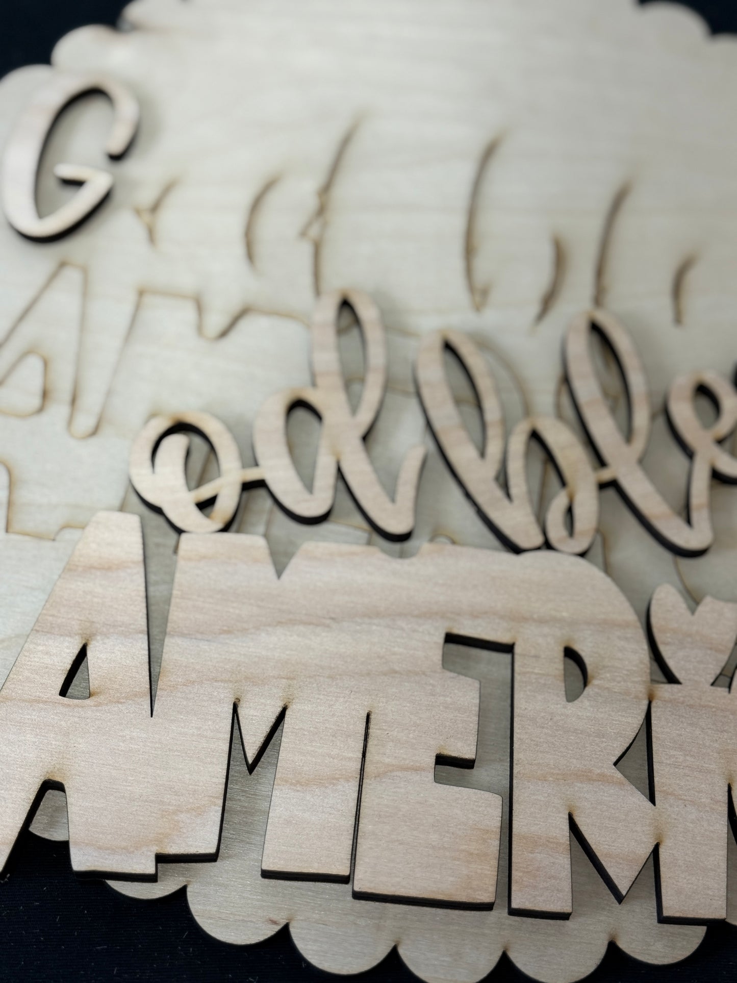 God Bless America Door Hanger DIY Kit | Patriotic Wood Blank with 3D Words | Faith Based Craft Kit | Scalloped Round Sign