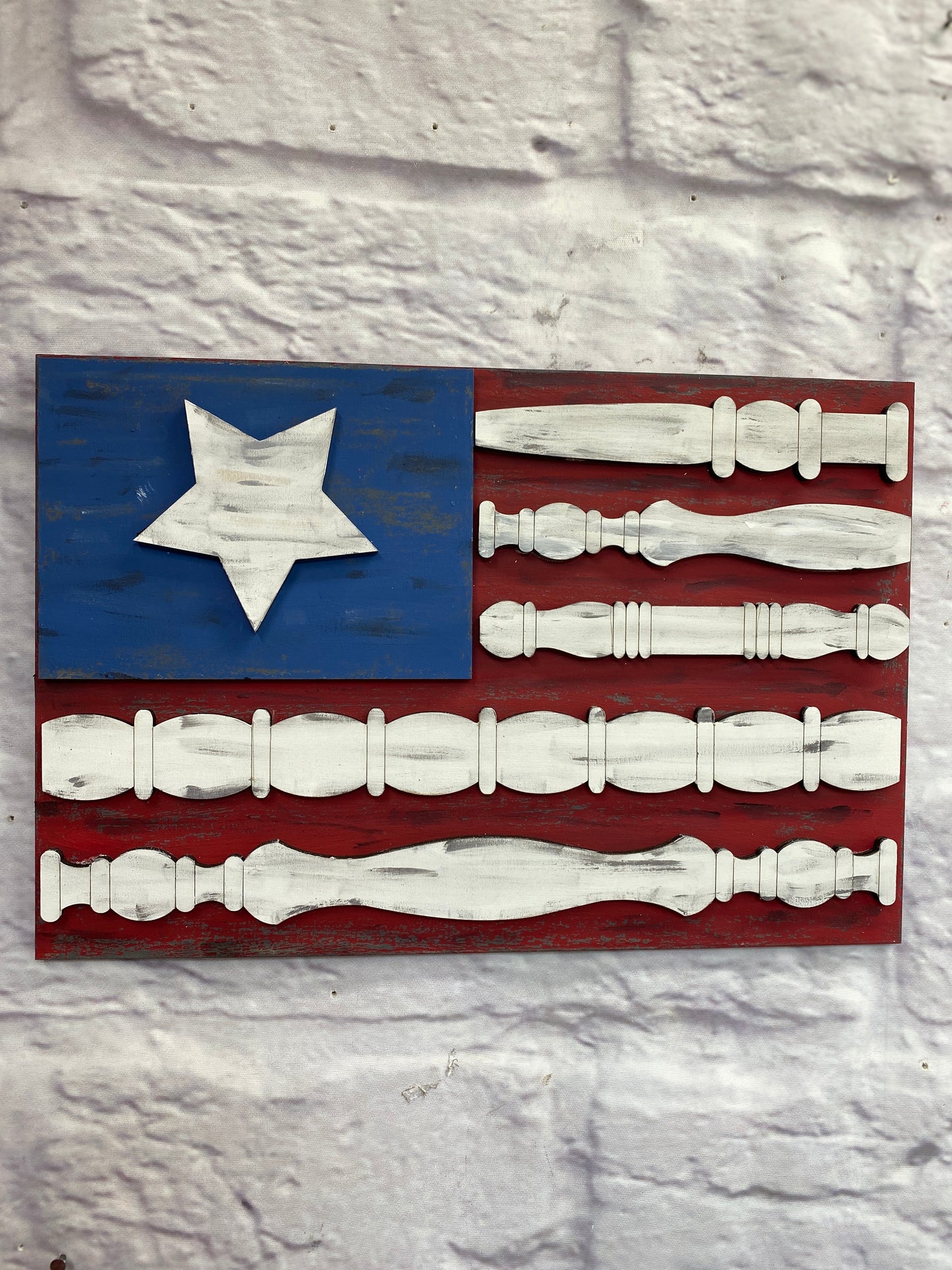 Spindle Design Flag Shelf Leaner Laser Cut / Engraved Wooden Blank